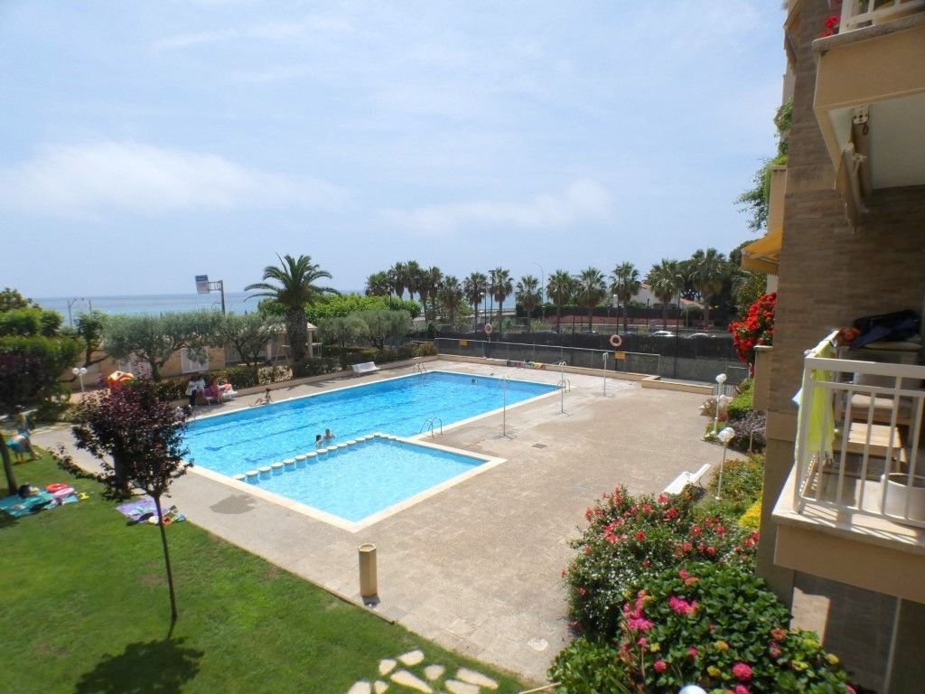 Swimming pool of Flat for sale in Sant Andreu de Llavaneres  with Heating, Parquet flooring and Terrace