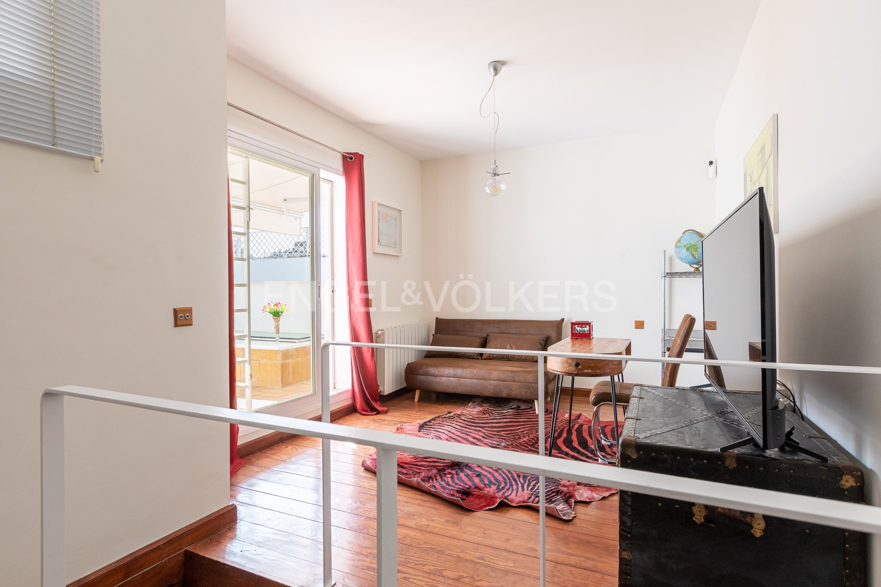 Vista exterior de Àtic en venda en  Sevilla Capital amb Aire condicionat, Calefacció i Terrassa