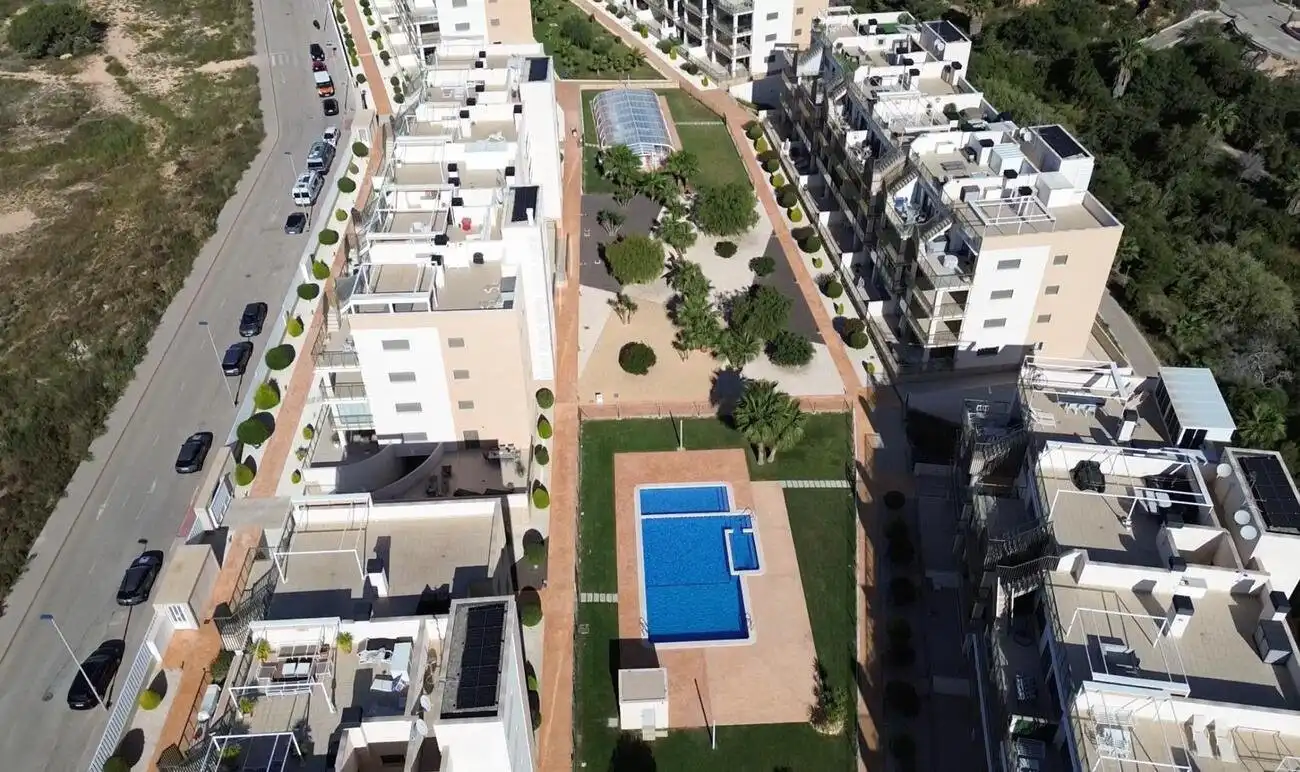 Vista exterior de Apartamento en venta en Orihuela con Aire acondicionado, Jardín privado y Terraza