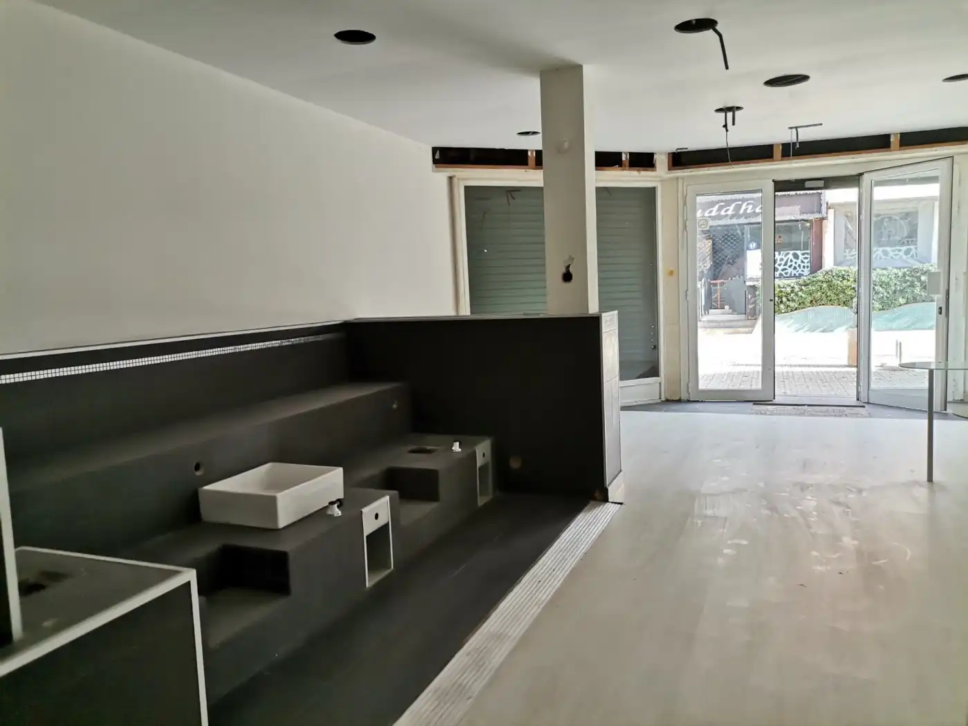 Gewerbefläche zur Miete in Avenida Banys, imagen 7