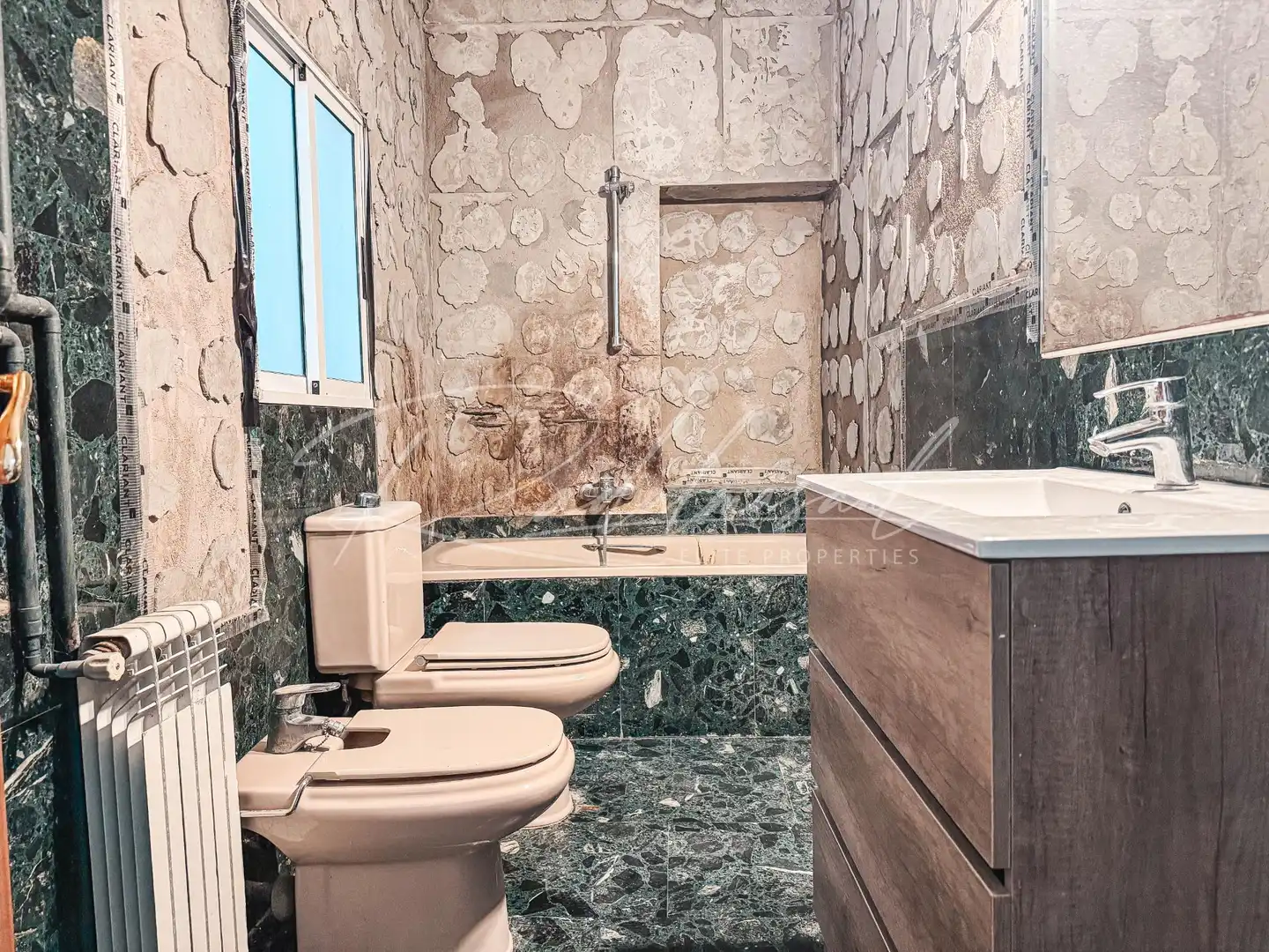 Bathroom of Flat for sale in Tarragona  with Heating and Balcony