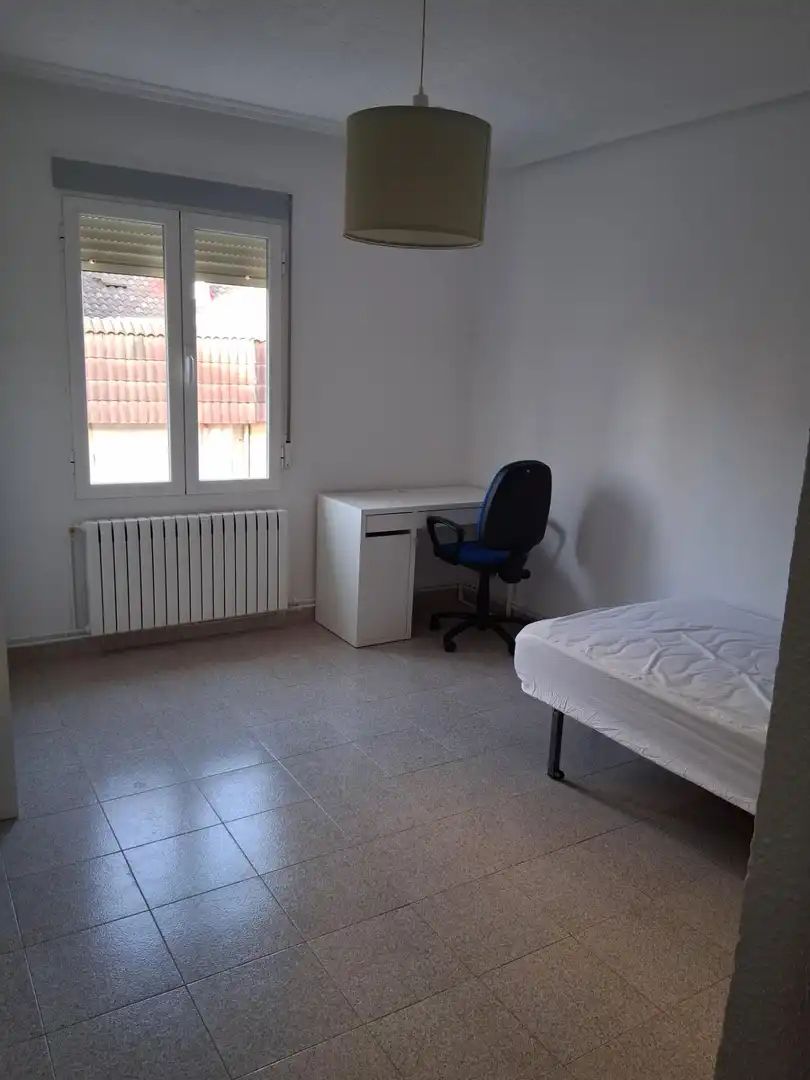 Fotografía del inmueble reportado: 800 €/mes — Albacete, Albacete