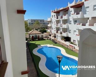 Vista exterior de Pis de lloguer en Rota amb Aire condicionat, Terrassa i Piscina