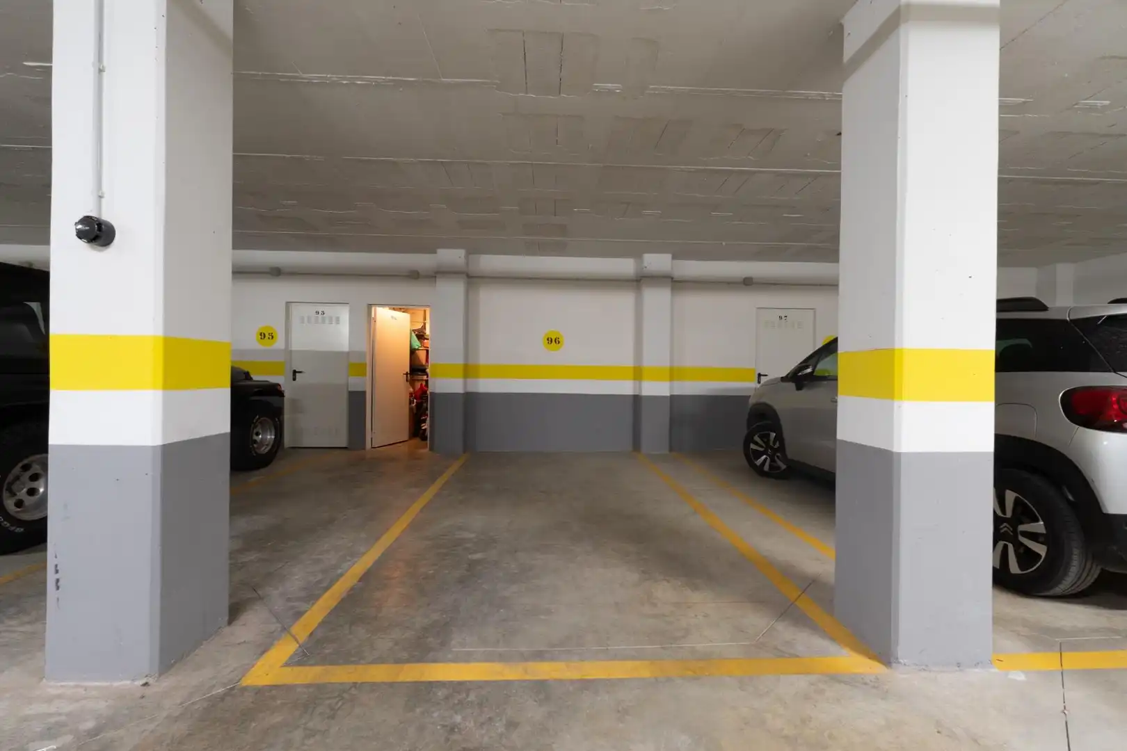 Parking de Apartamento en venta en Mijas con Aire acondicionado, Terraza y Balcón