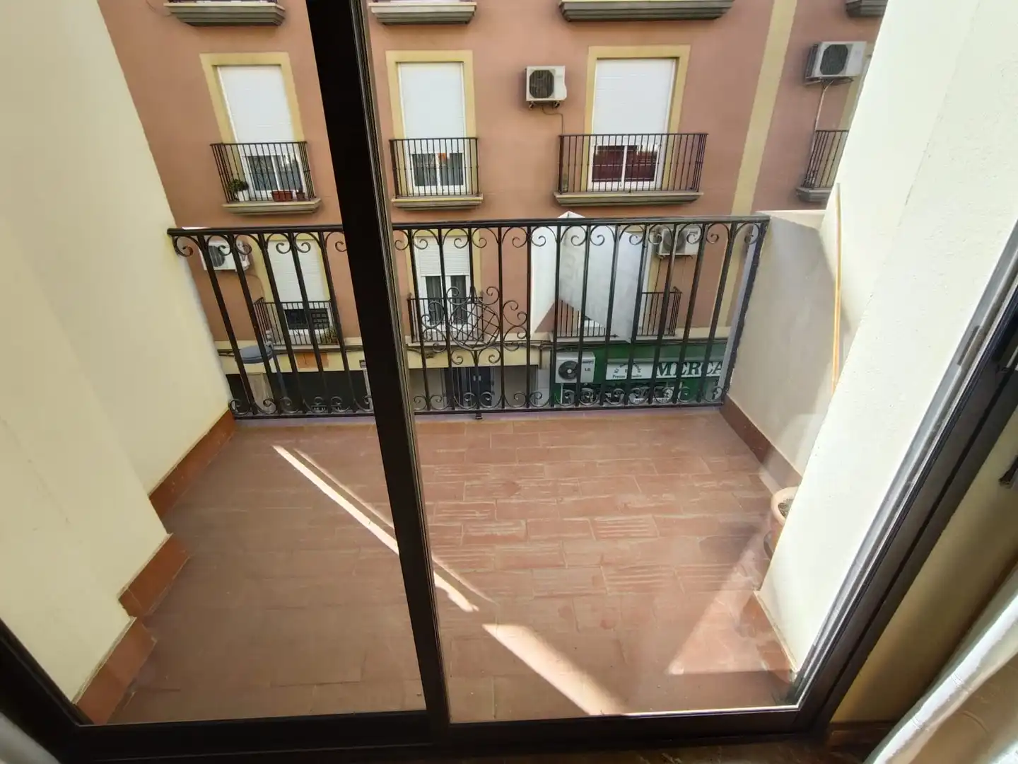 Terrassa de Pis en venda en Guadix amb Calefacció, Moblat i Balcó