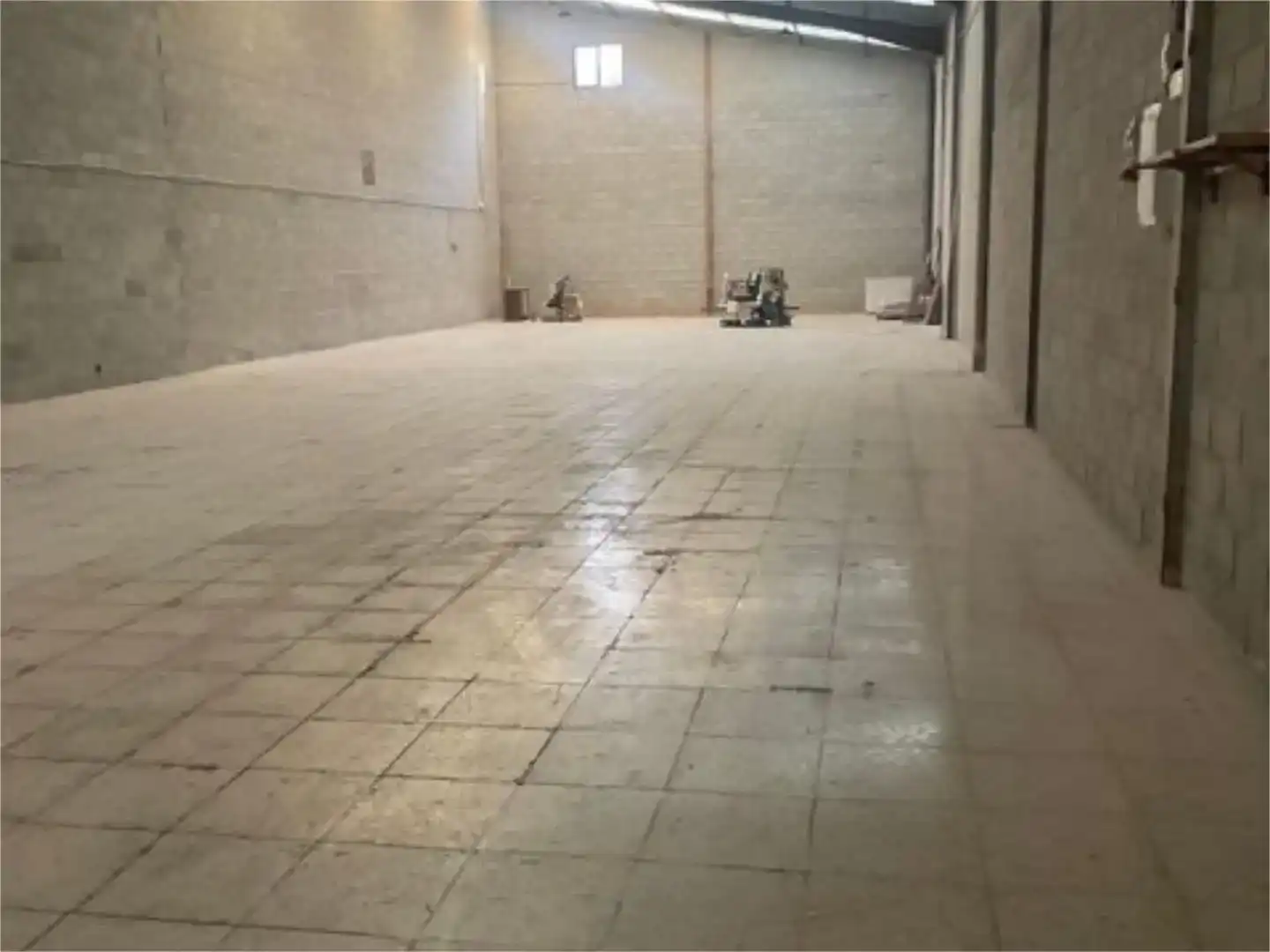 Fabrikhallen zur Miete in Alicante / Alacant