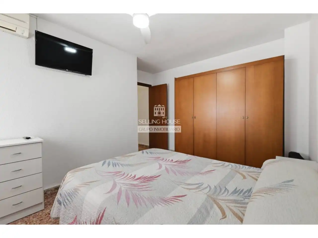 Bedroom of Flat for sale in Xirivella  with Air Conditioner, Storage room and Balcony
