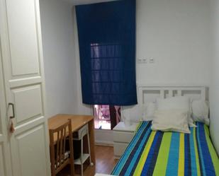 Bedroom of Flat to share in L'Hospitalet de Llobregat  with Heating, Washing machine and TV