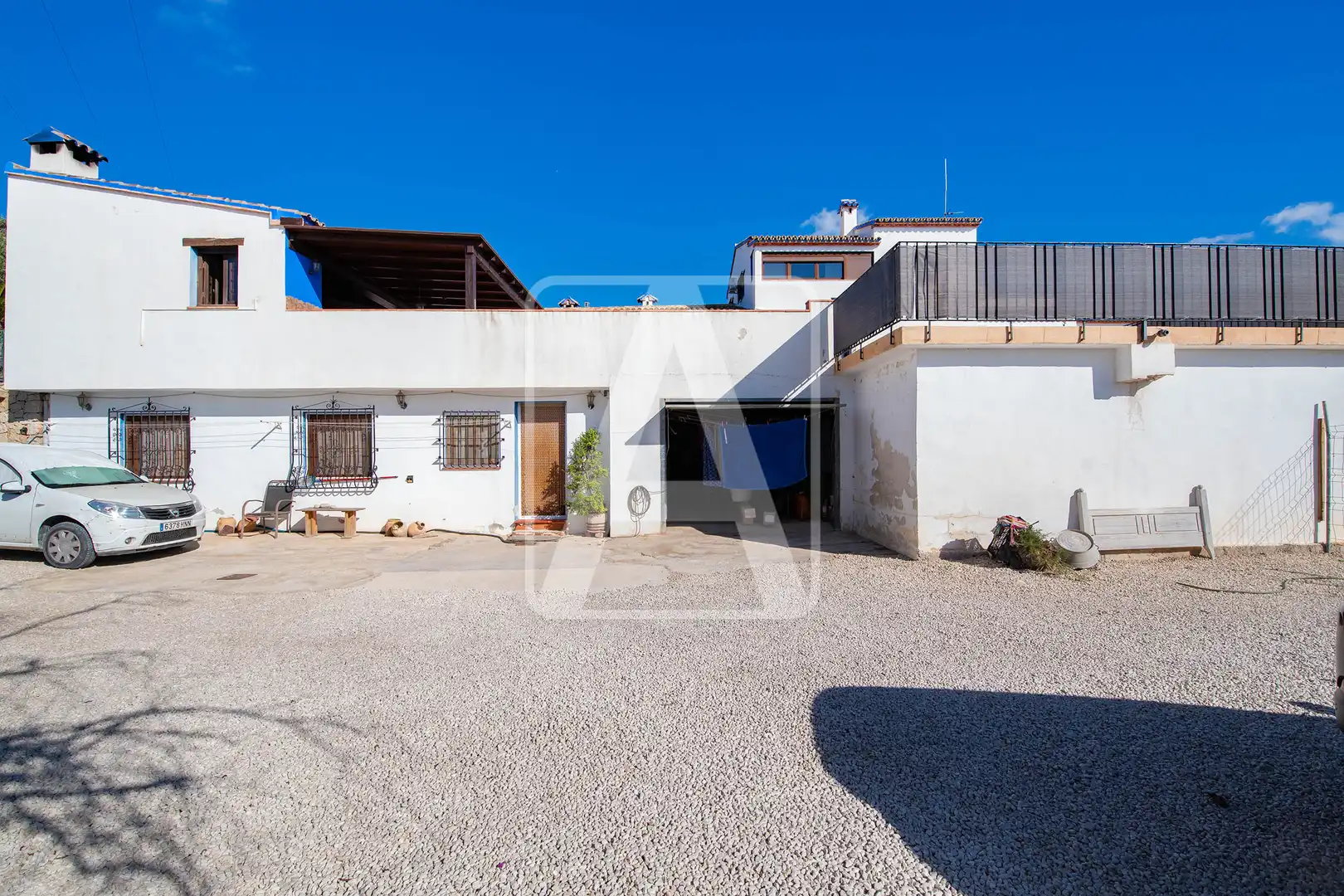 Vista exterior de Finca rústica en venda en Teulada amb Aire condicionat, Calefacció i Jardí privat