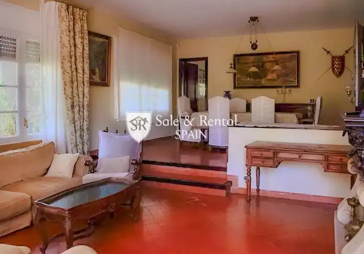 Haus mit Pool zum Verkauf in Montgoda