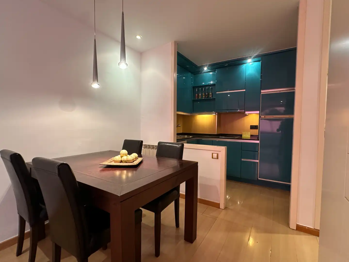 Cocina de Piso en venta en Lleida con Calefacción, Parquet y Amueblado