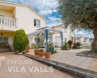 Vista exterior de Casa o xalet en venda en Caldes de Montbui amb Terrassa