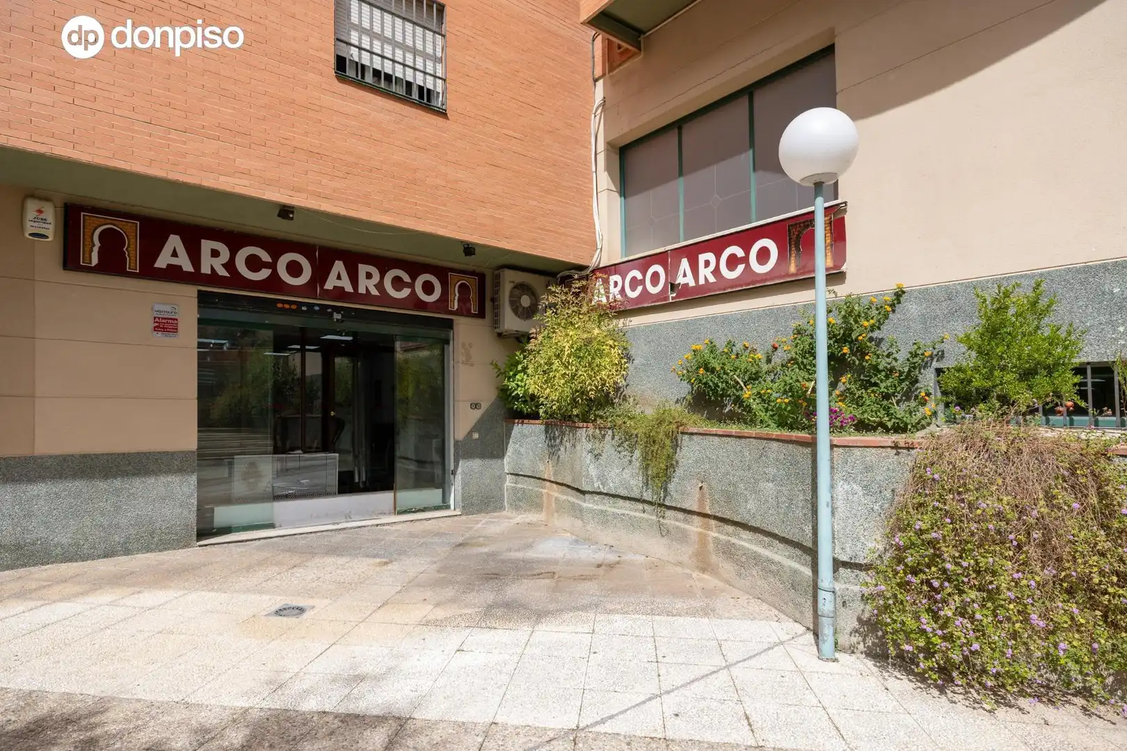 Local comercial en venta en Avenida Santa Maria de la Alhambra, imagen 33
