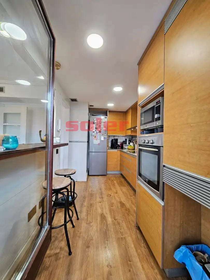 Penthouse with terrace for sale in Carrer de Sabina Canyameras, imagen 7