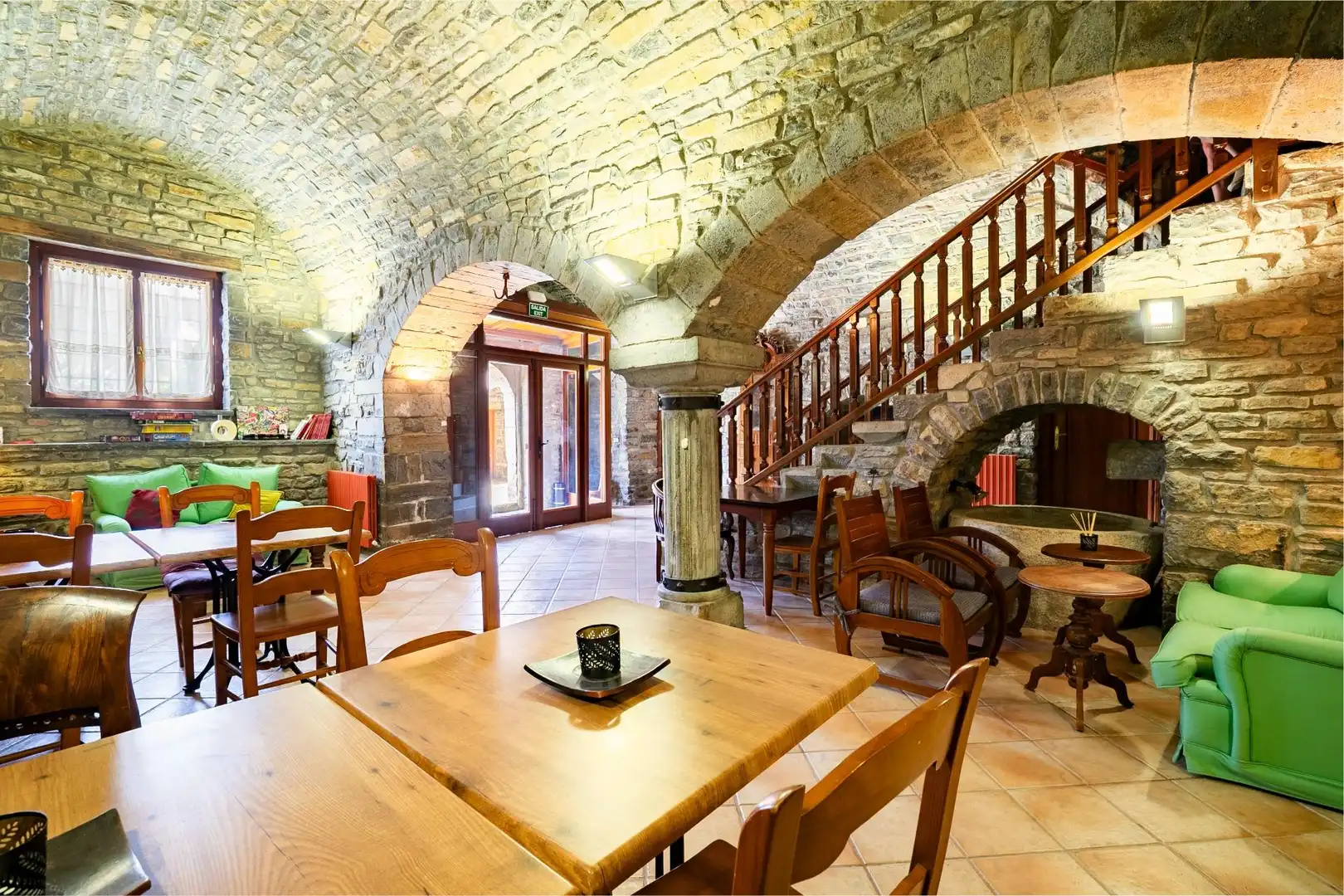Casa o xalet en venda en Boltaña amb Calefacció, Terrassa i Moblat