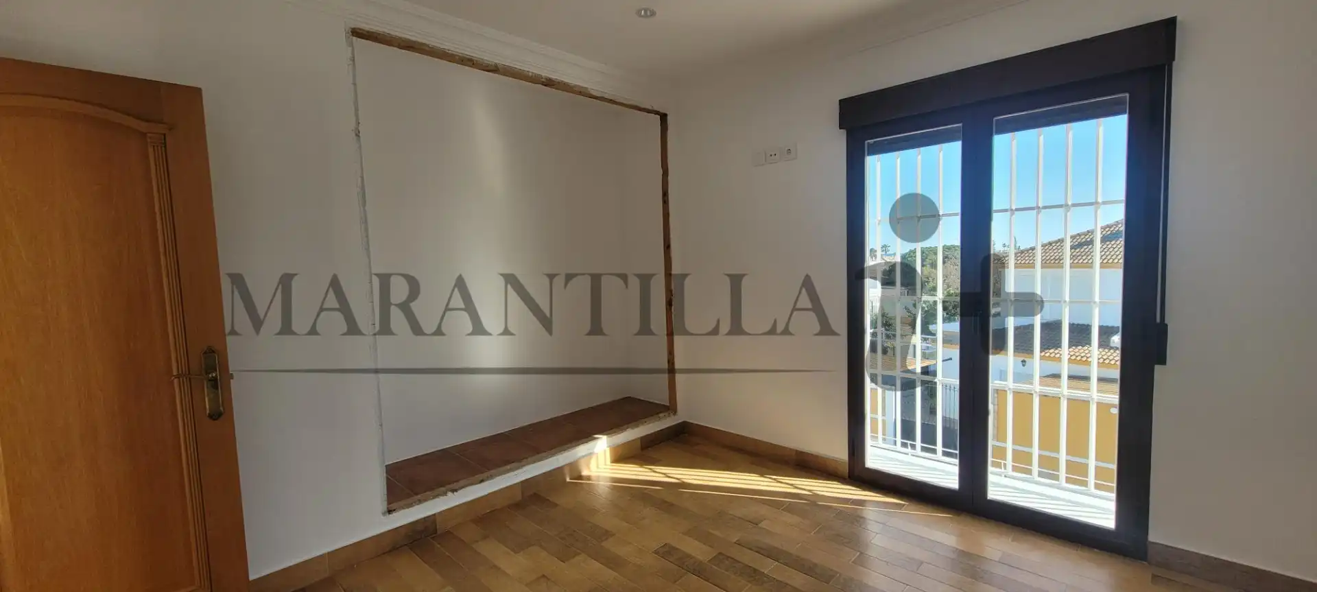 Habitación de Casa o chalet en venta en Islantilla con Terraza, Piscina y Alarma