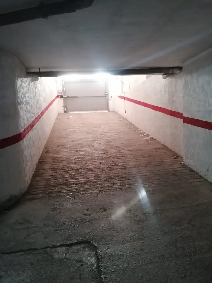 Garage zur Miete in Murcia