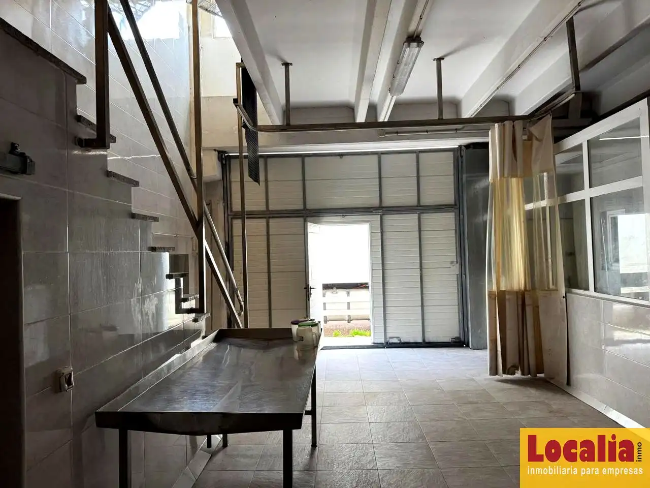 Nave industrial de alquiler en Santoña