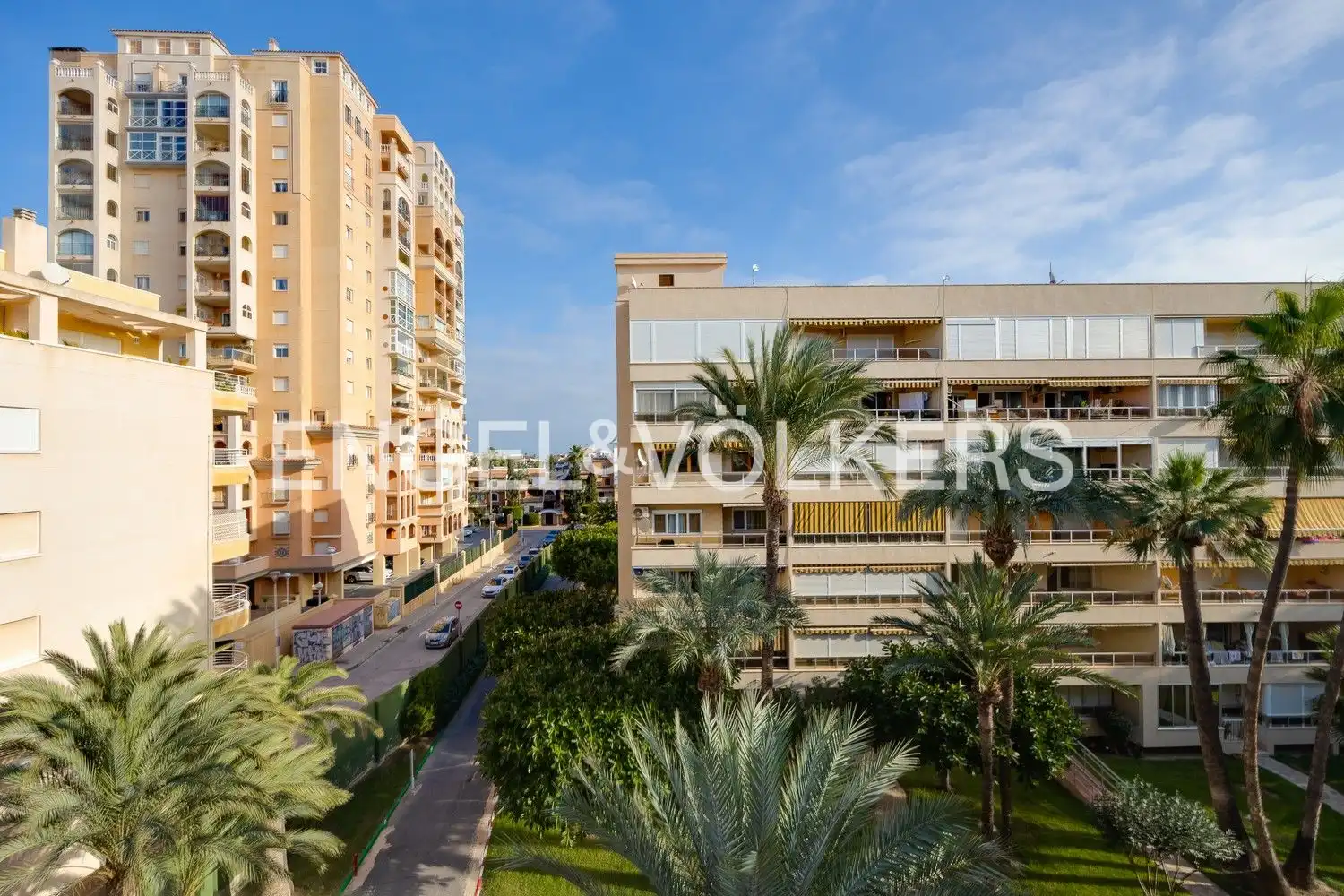 Exterior view of Flat for sale in Torrevieja  with Air Conditioner, Heating and Private garden