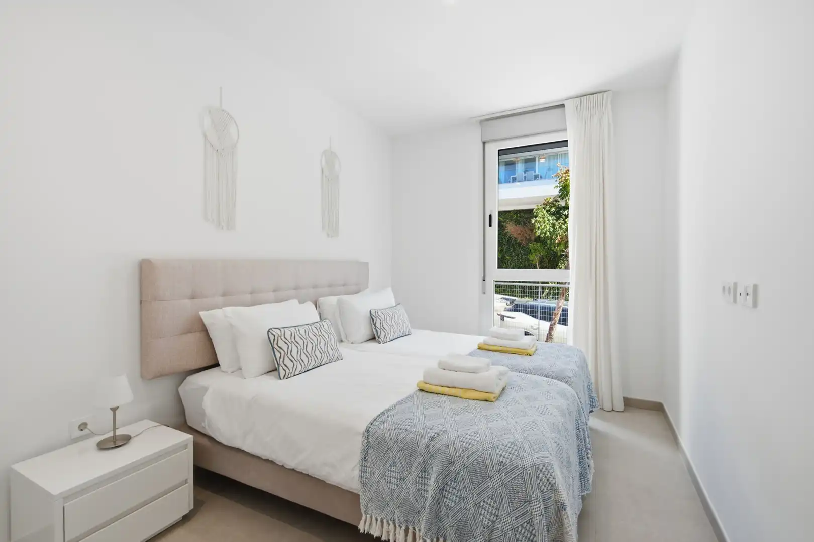 Habitación de Ático en venta en Estepona con Aire acondicionado, Terraza y Piscina