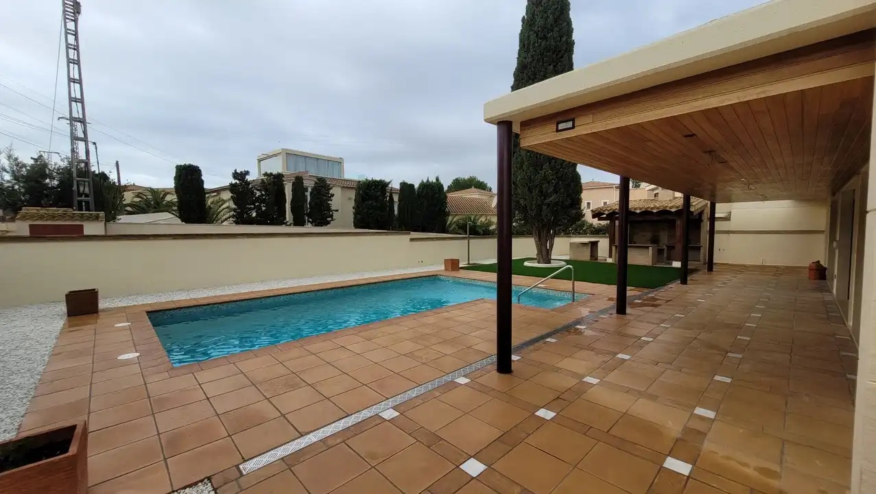 Villa con piscina in vendita a L'Albir, imagen 2