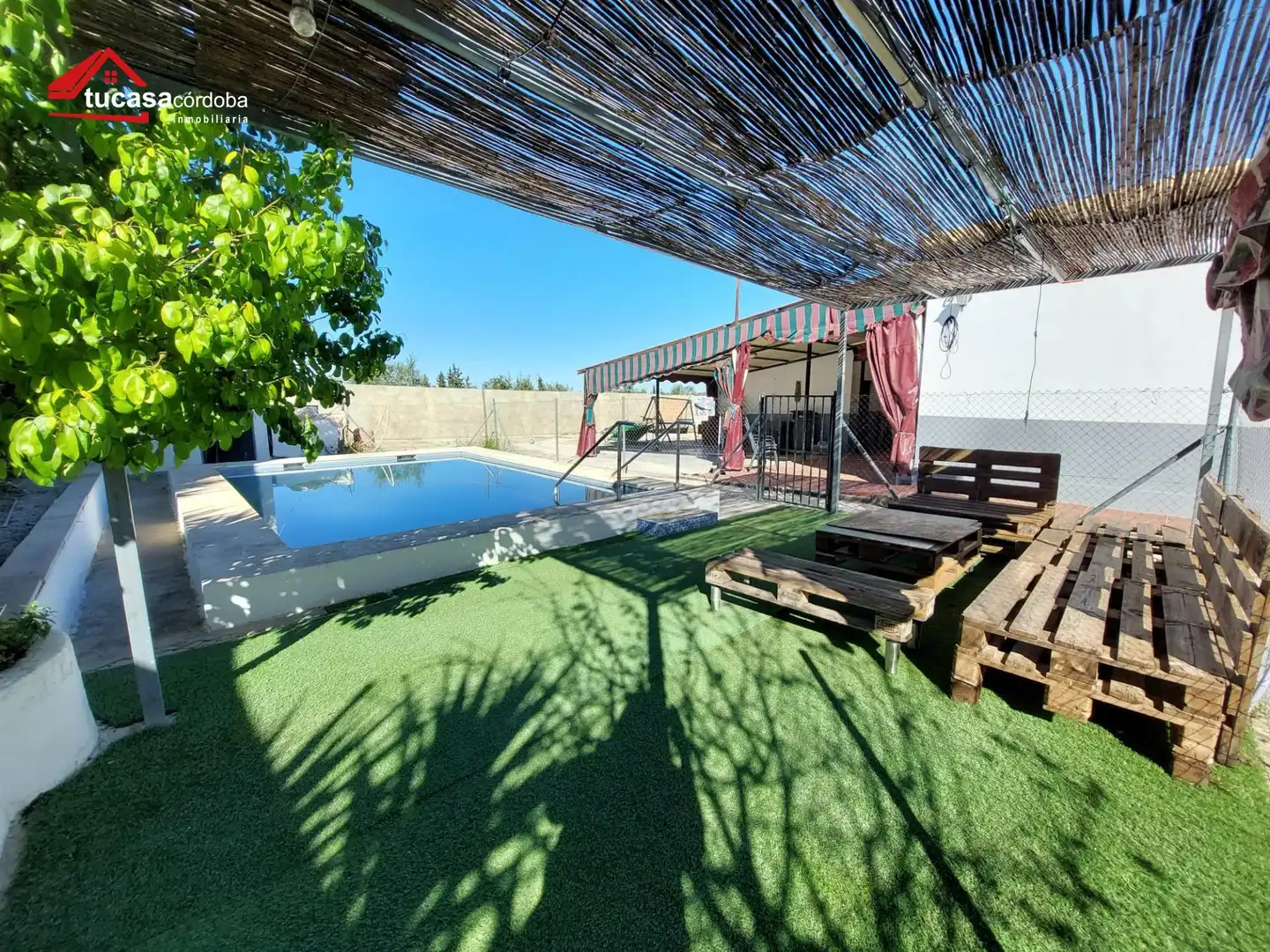 Piscina de Finca rústica en venda en Montemayor amb Traster, Piscina i Moblat