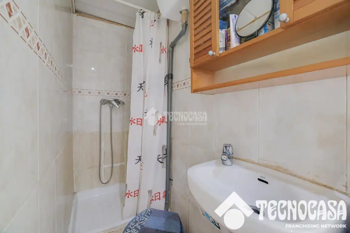 Baño de Piso en venta en Badalona con Parquet