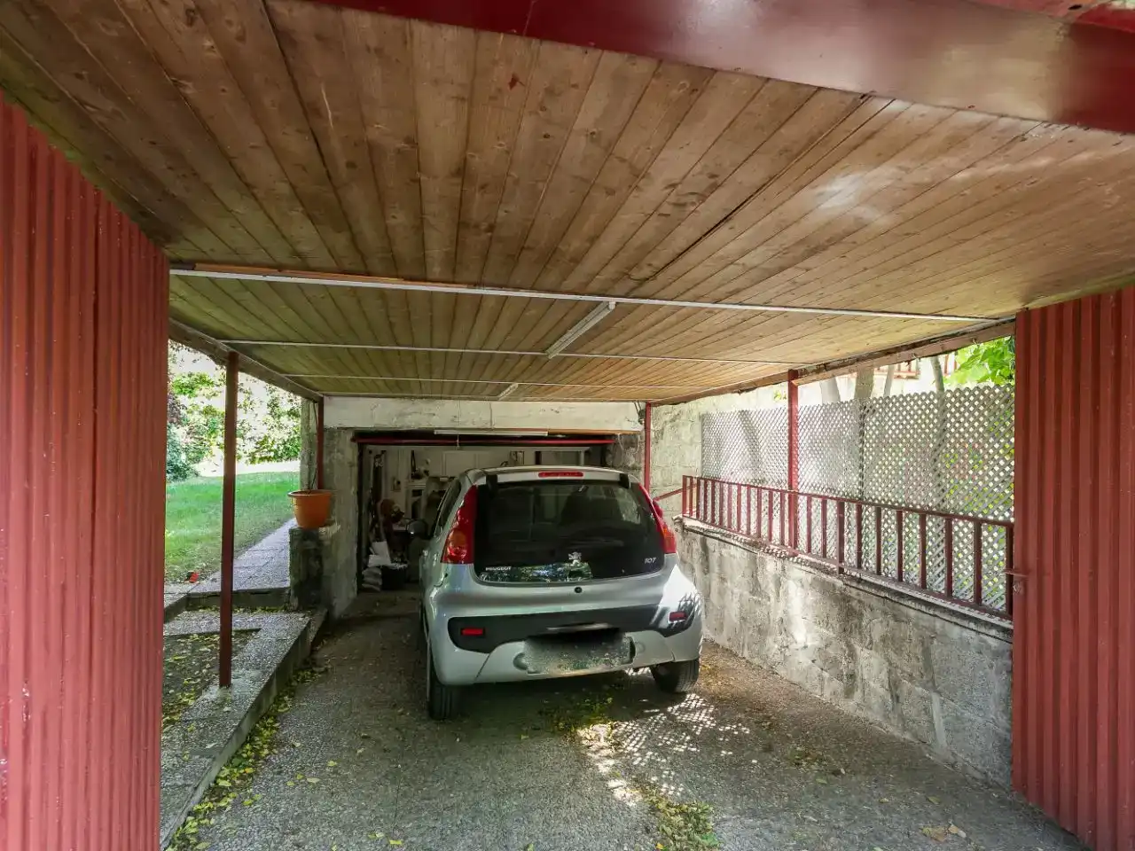 Parking de Casa o chalet en venta en Madrid con Aire acondicionado, Jardín privado y Parquet