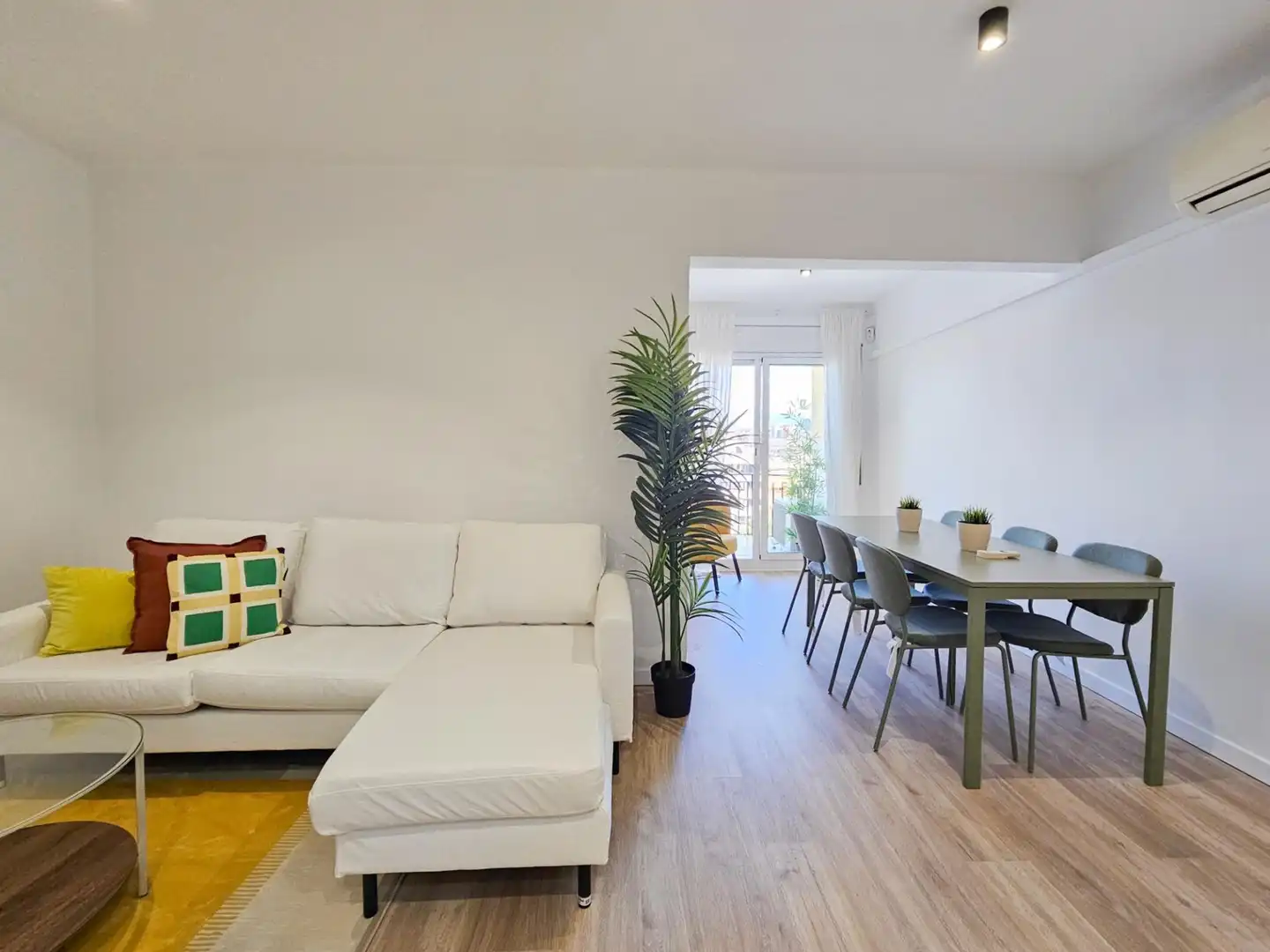 Sala de estar de Piso en venta en Granollers con Parquet y Balcón