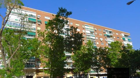 ESTUDIO HOME MADRID OFRECE vivienda de 73m2, con orientación este, en la zona de Peñagrande.