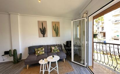 Terrassa de Apartament en venda en Dénia amb Aire condicionat, Jardí privat i Piscina