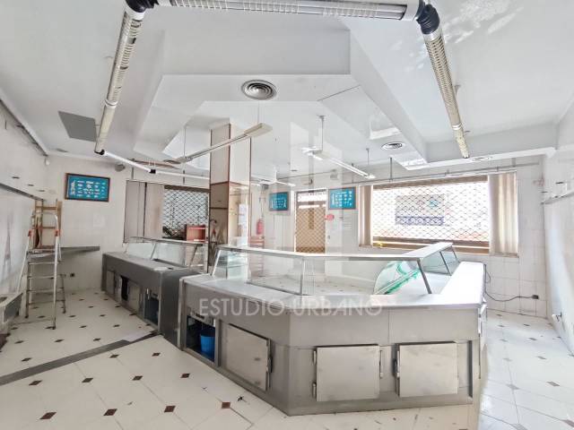 Local comercial en Alquiler en Trabajo en Garrido Sur