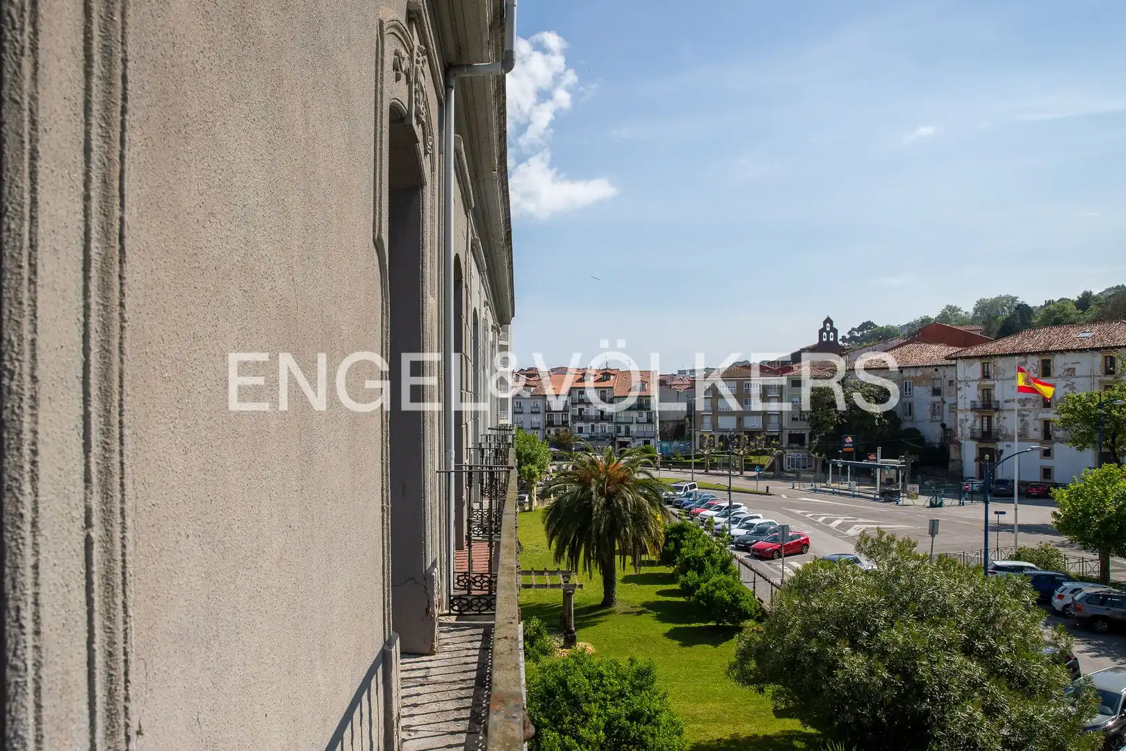 Vista exterior de Piso en venta en Laredo con Calefacción y Balcón