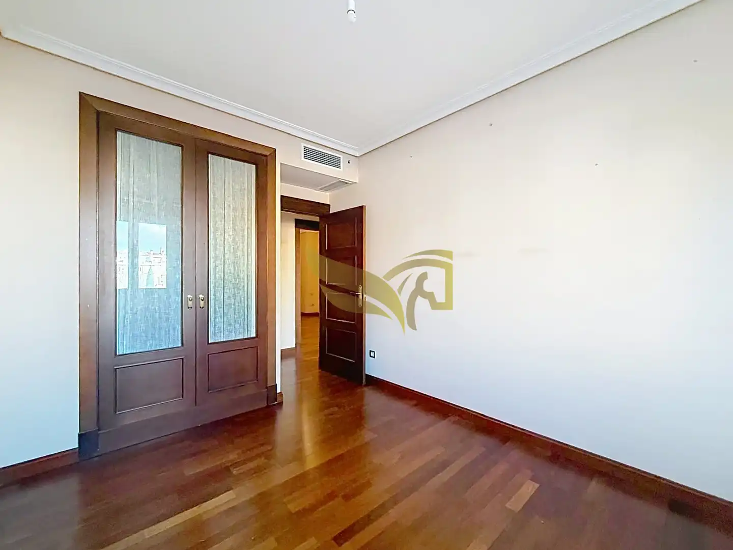 Schlafzimmer von Wohnung zum Verkauf in Sevilla mit Klimaanlage und Heizung