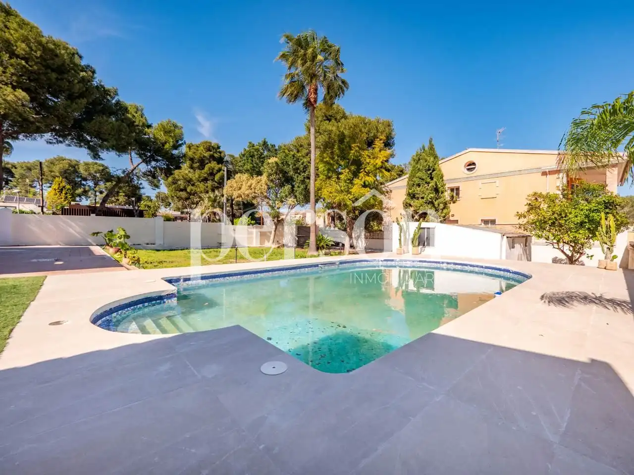 Detached house with pool for sale in La Cañada, imagen 3