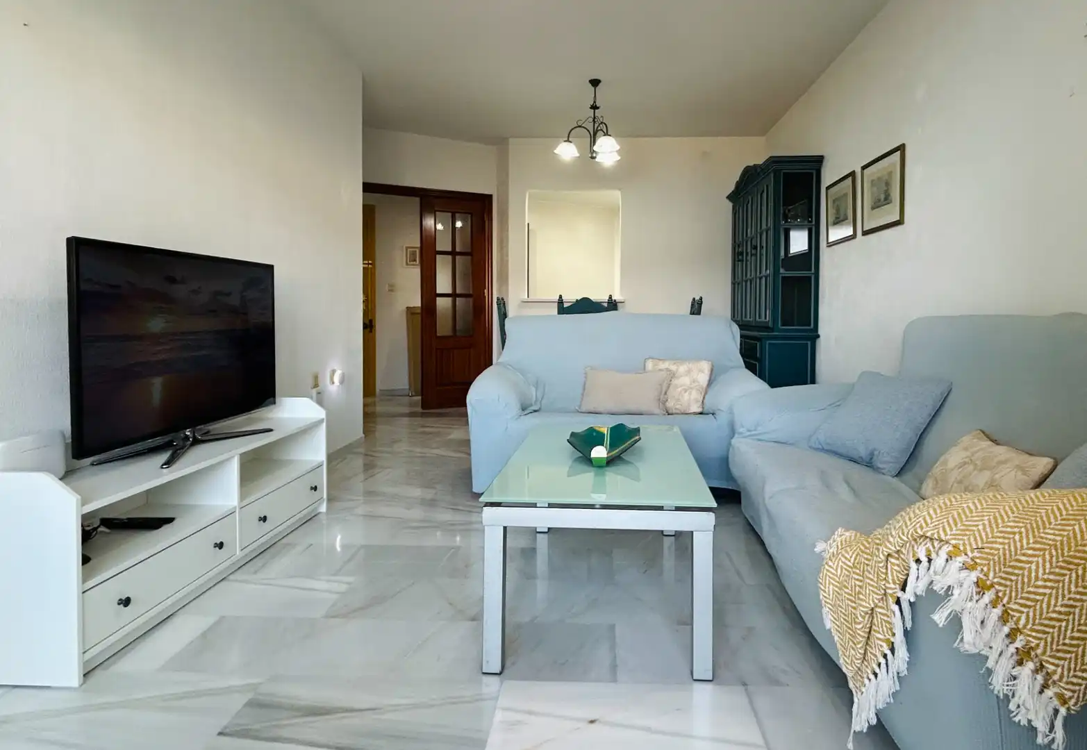 Living room of Flat for rent in Almuñécar  with Terrace, Furnished and Washing machine
