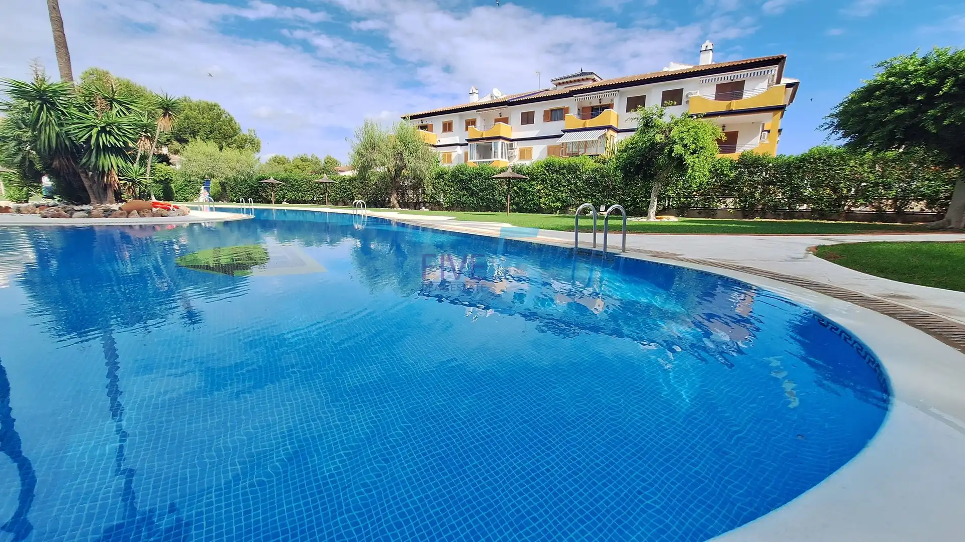 Piscina de Pis en venda en Mil Palmeras