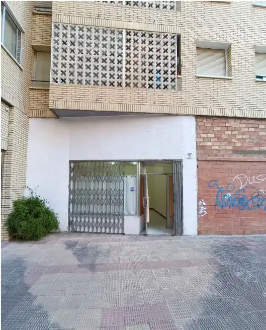 Locale commerciale in vendita a CELSO EMILIO FERREIRO