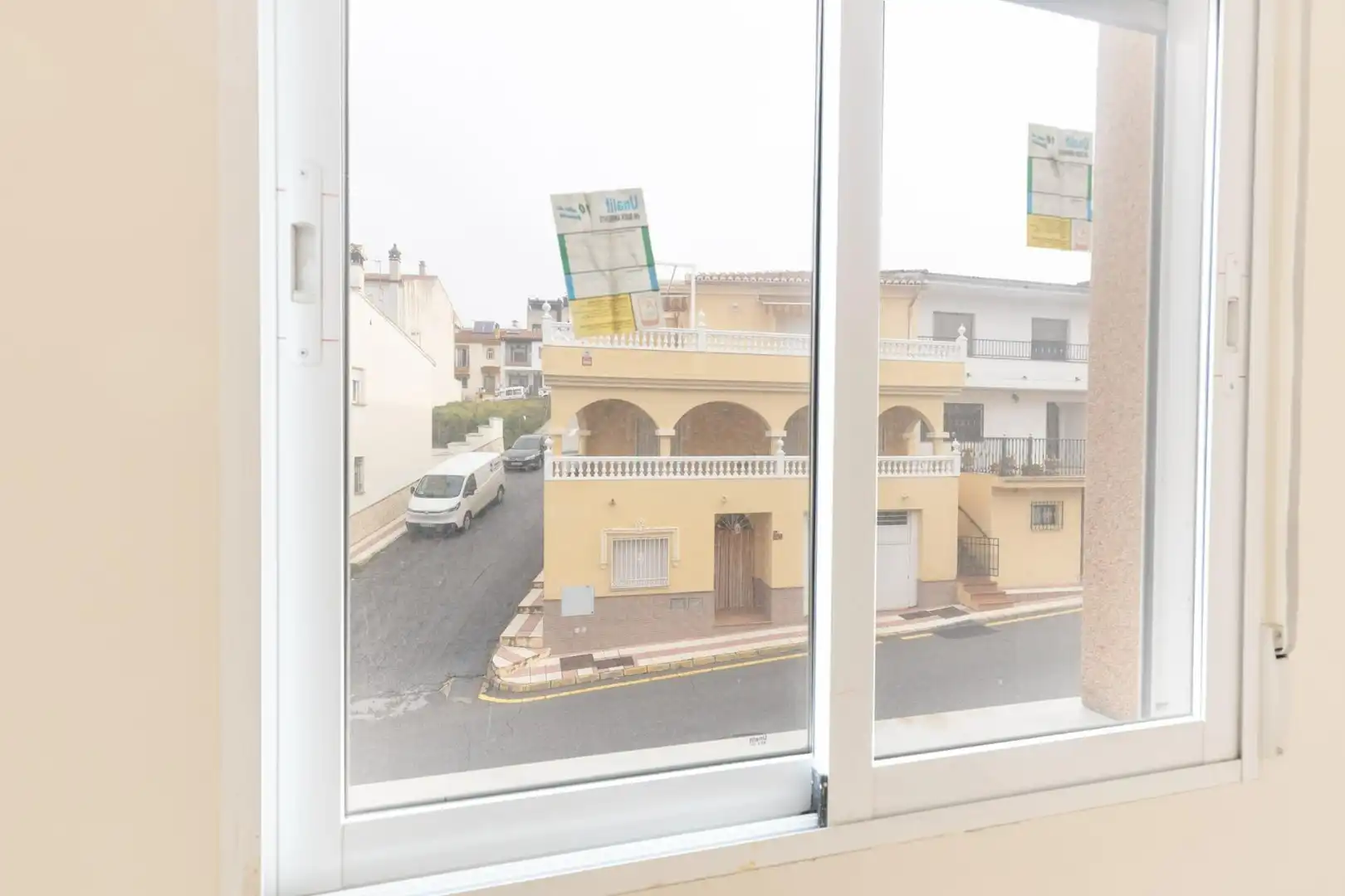 Vista exterior de Piso en venta en Güevéjar con Balcón