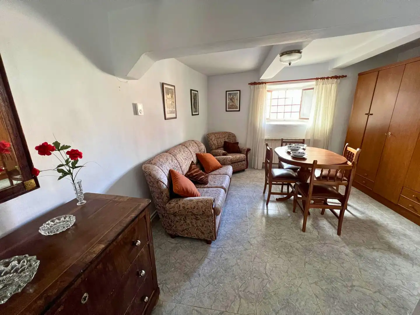 Sala de estar de Casa o chalet en venta en Prádanos de Ojeda con Calefacción y Amueblado