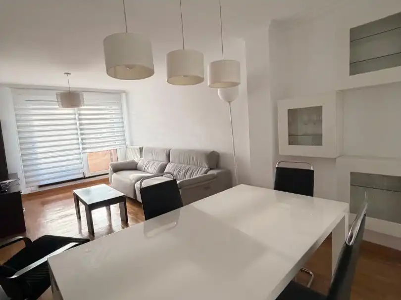 Sala d'estar de Pis en venda en Oviedo 