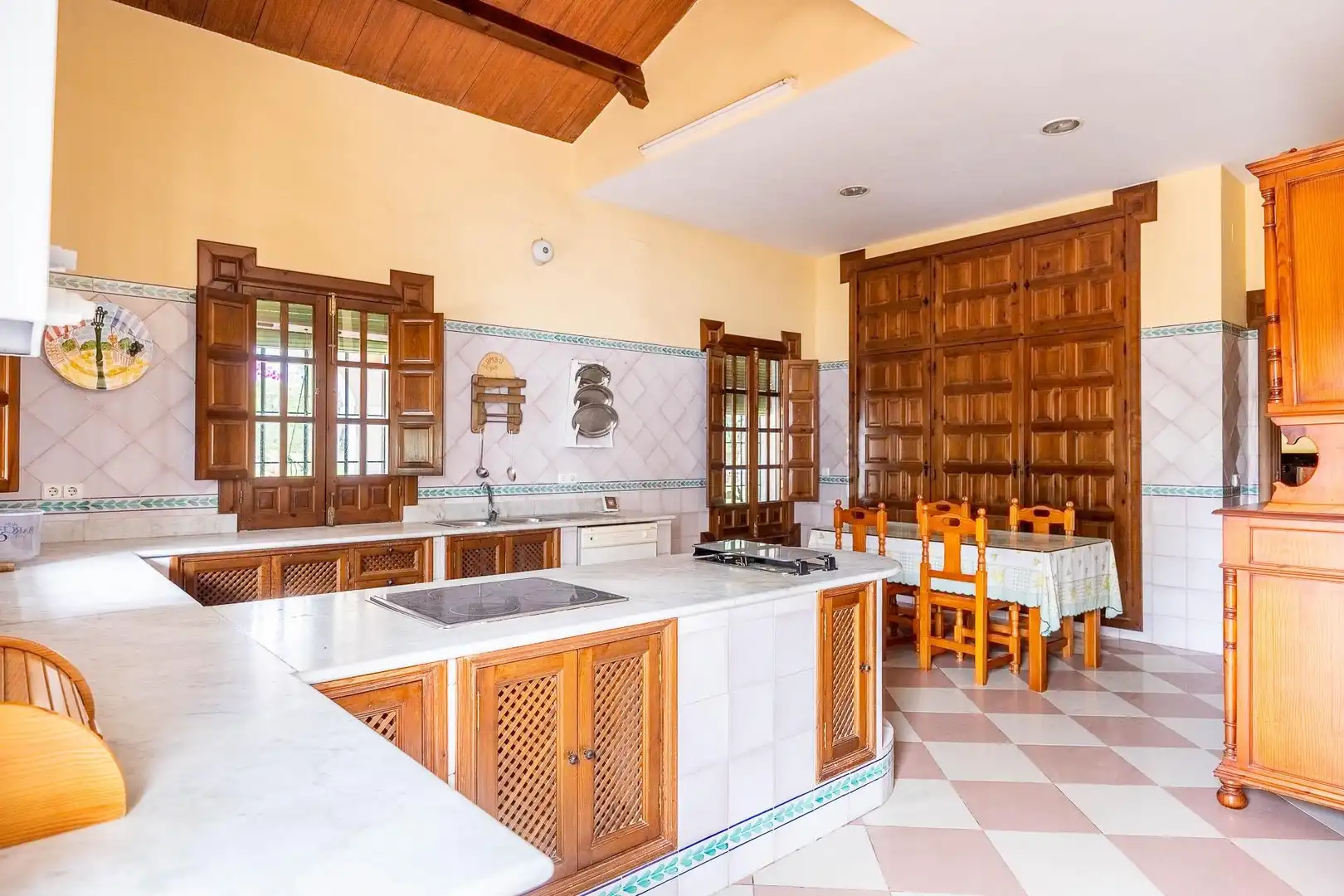 Cocina de Finca rústica en venta en Valencina de la Concepción con Jardín privado, Terraza y Trastero