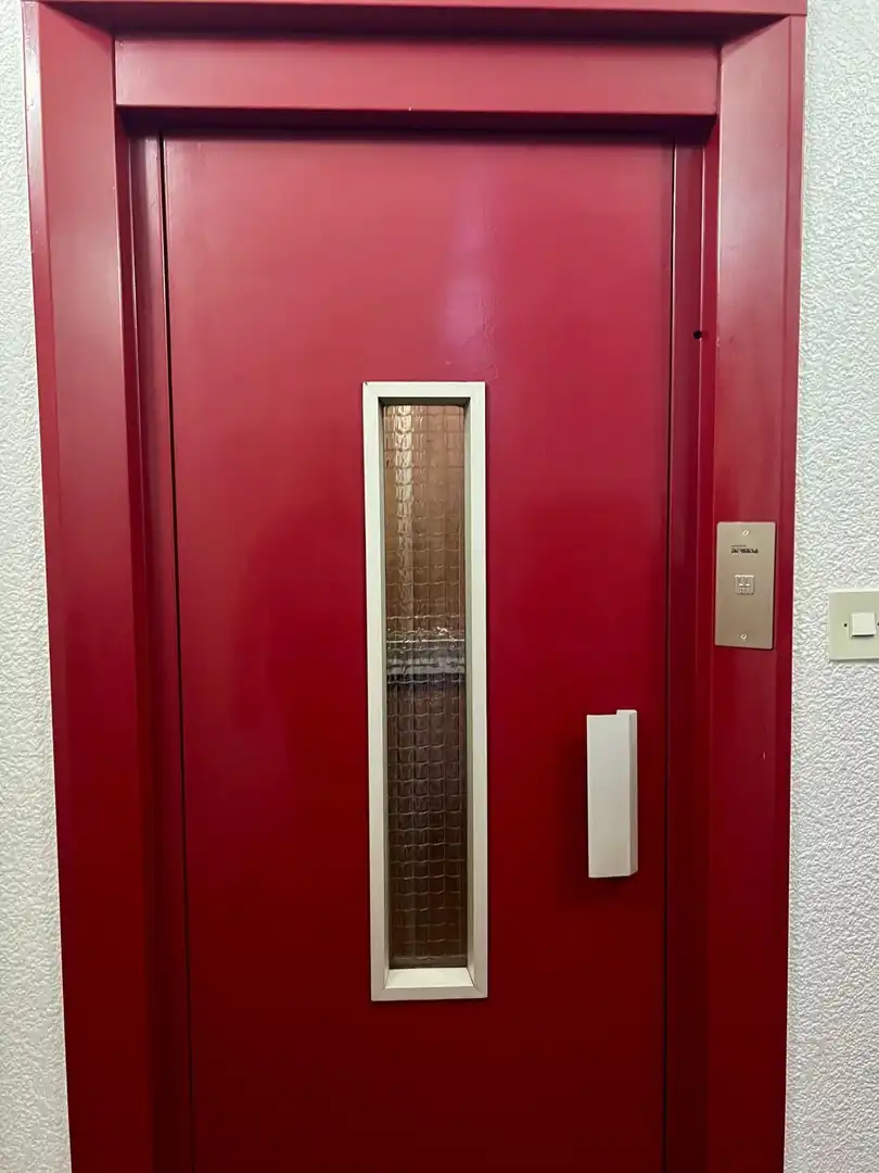 Wohnung zum Verkauf in Amposta mit Terrasse, Abstellraum und Möbliert