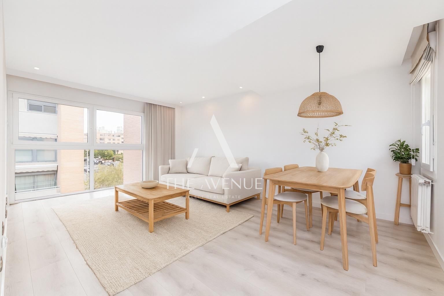 Sala d'estar de Pis en venda en  Madrid Capital amb Aire condicionat, Calefacció i Traster