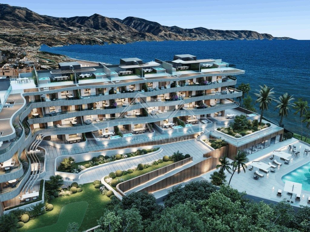 Vista exterior de Planta baixa en venda en Nerja amb Aire condicionat, Terrassa i Forn