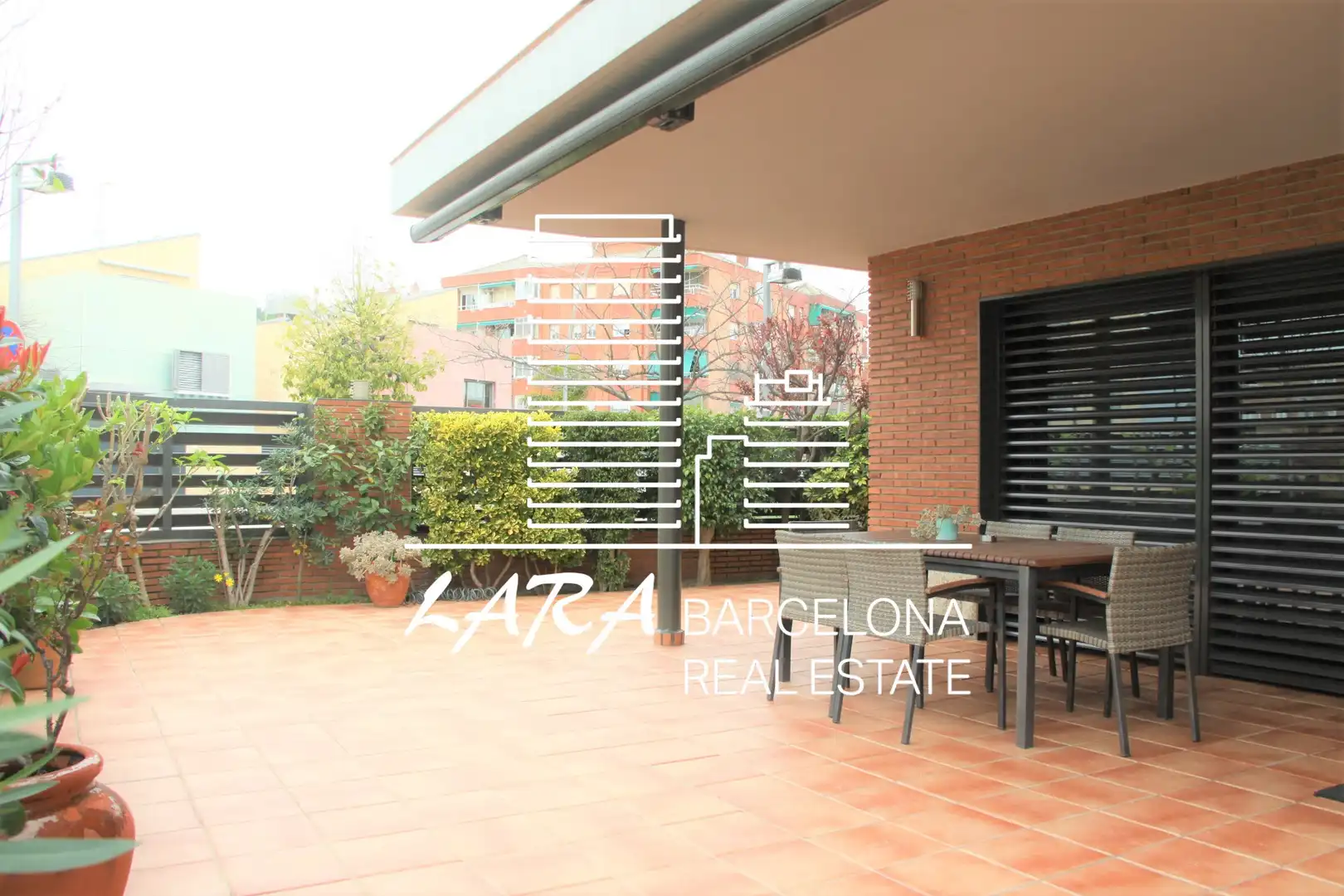 Terraza de Casa o chalet en venta en Viladecans con Aire acondicionado, Calefacción y Jardín privado