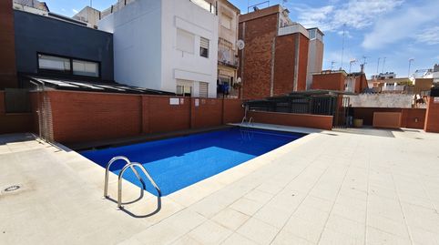 Dúplex semi nuevo con parking y piscina, immagine 2