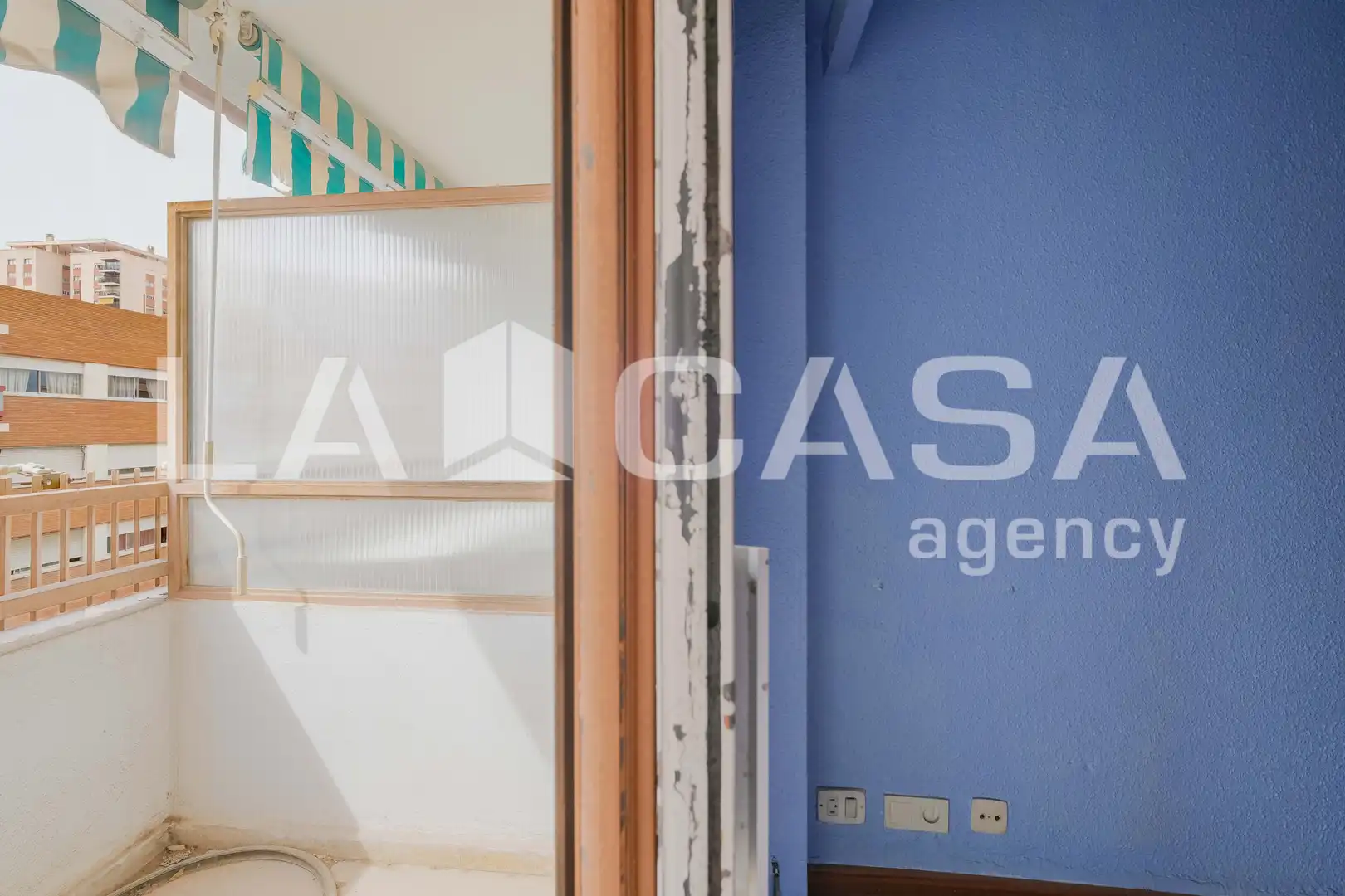 Flat with terrace for sale in Carrer del Palància, imagen 10