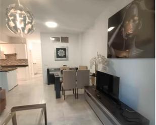 Living room of Flat to rent in Estepona  with Air Conditioner, Furnished and Oven