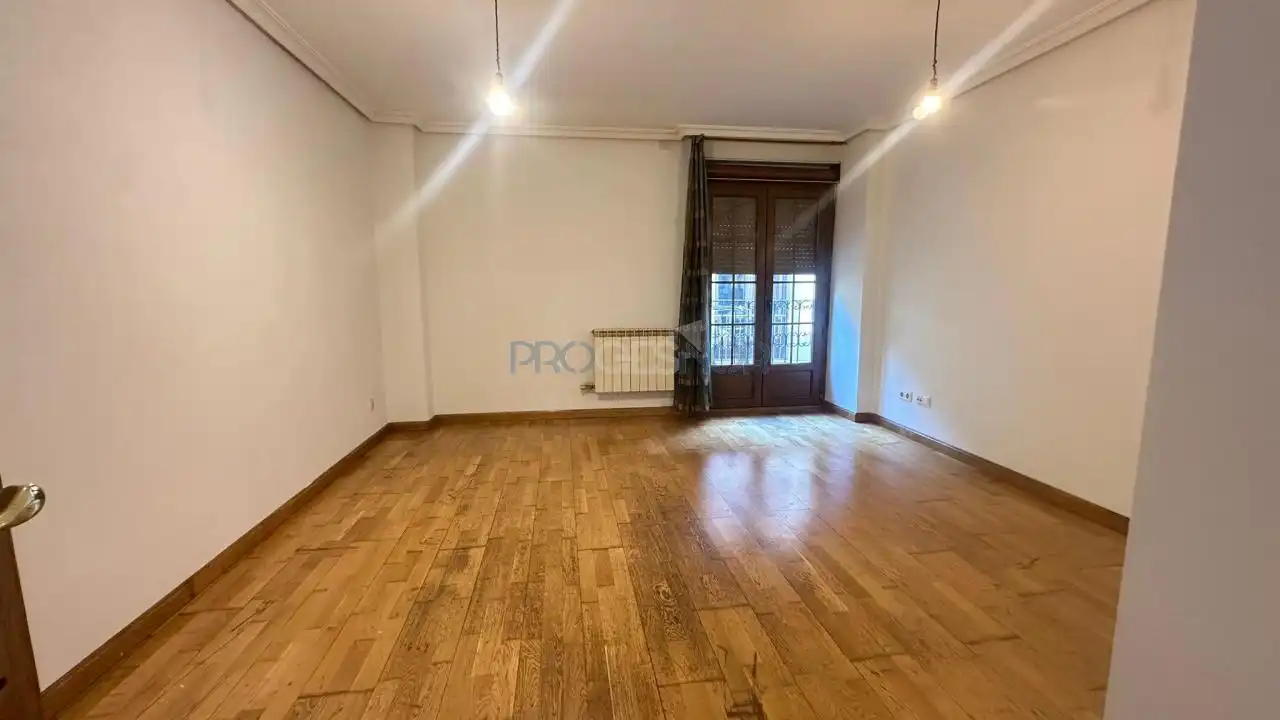 Apartament amb ascensor en venda a Cardiles, imagen 12